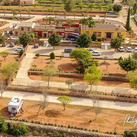 Parcela Premier Para Autocaravanas Caravanas Y Tiendas Kemping